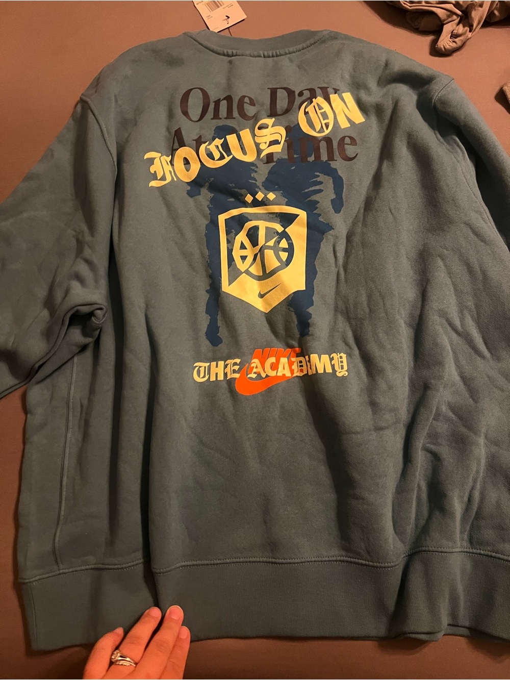 Nike Athletics Teal Crewneck Sweatshirt - Mind Body Game NWT - Picture 2 of 4